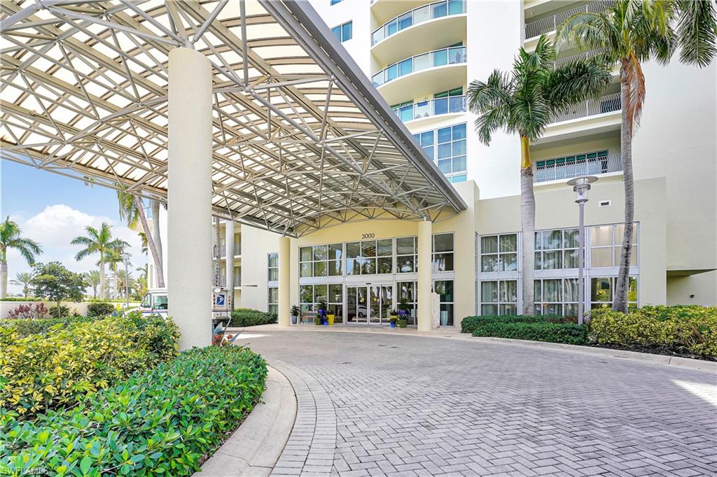 3000 Oasis Grand BLVD 1401