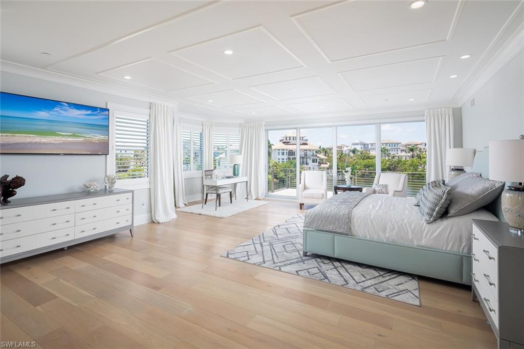 BAYFRONT GARDENS - Residential