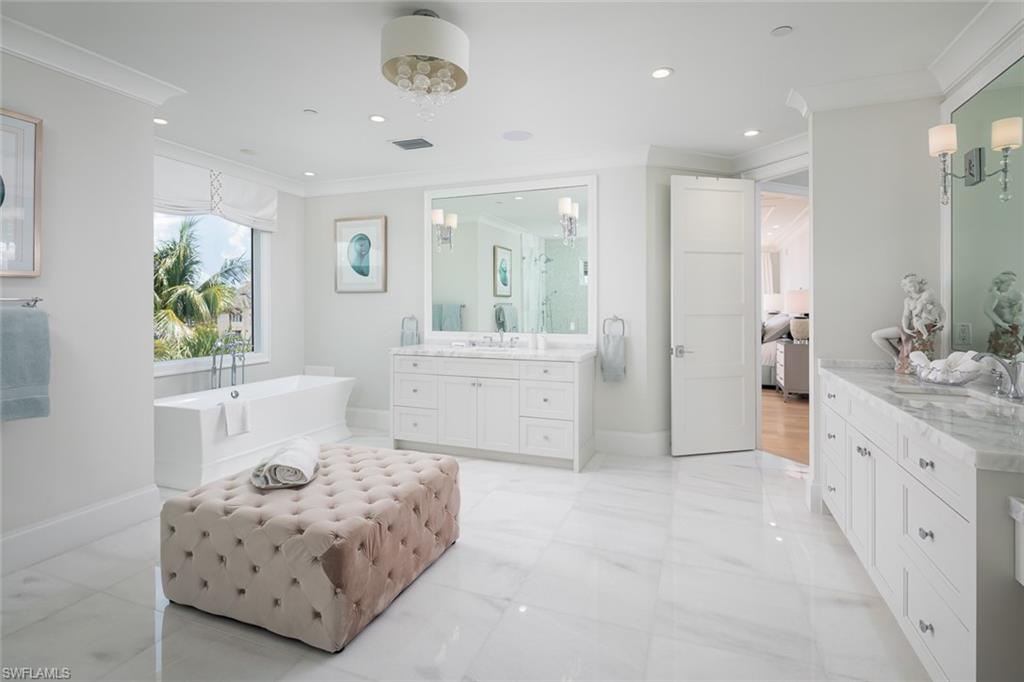 BAYFRONT GARDENS - Residential