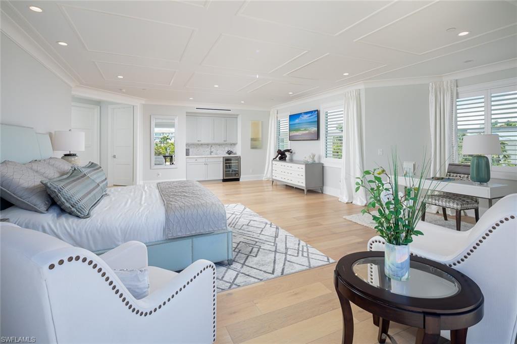 BAYFRONT GARDENS - Residential