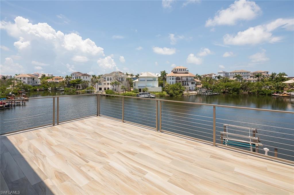 BAYFRONT GARDENS - Residential