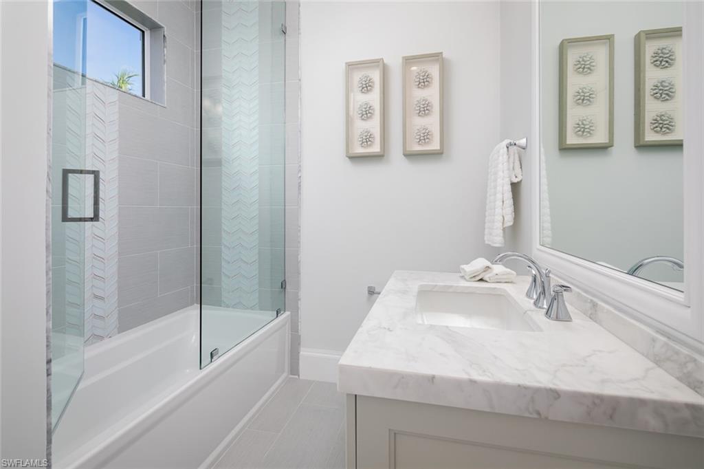 BAYFRONT GARDENS - Residential