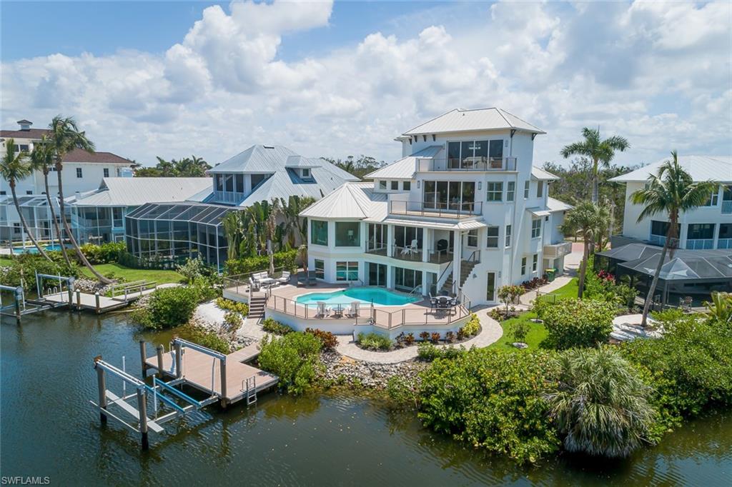 BAYFRONT GARDENS - Residential