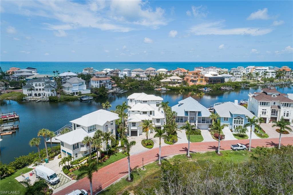 BAYFRONT GARDENS - Residential