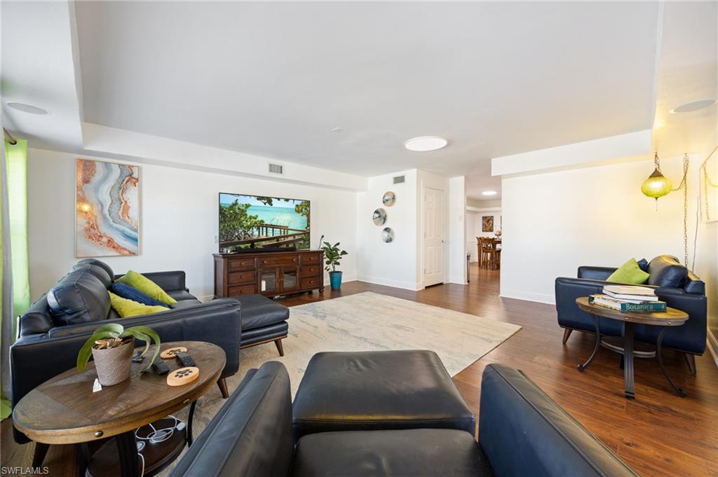 BUCKINGHAM PARK - Residential