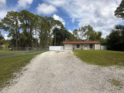 A home in NAPLES