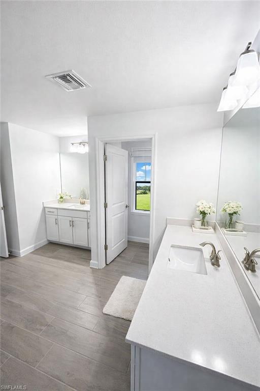 VERDANA VILLAGE - Residential Lease