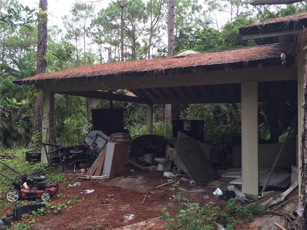 LIVINGSTON WOODS - Residential