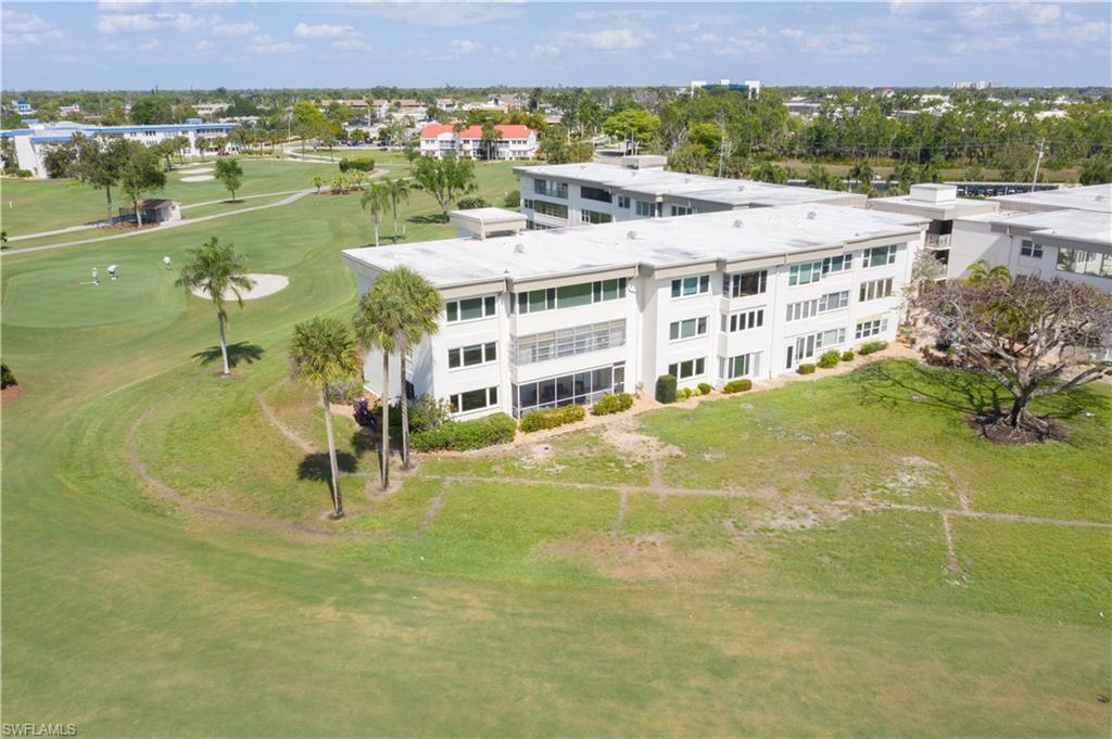 SEVEN LAKES - Residential