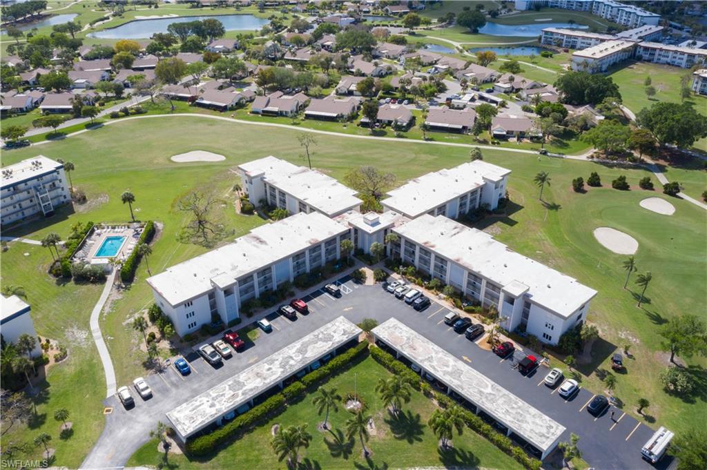 SEVEN LAKES - Residential