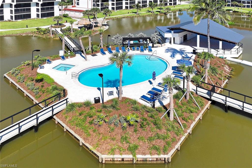 POINTE SANTO DE SANIBEL CONDO - Residential