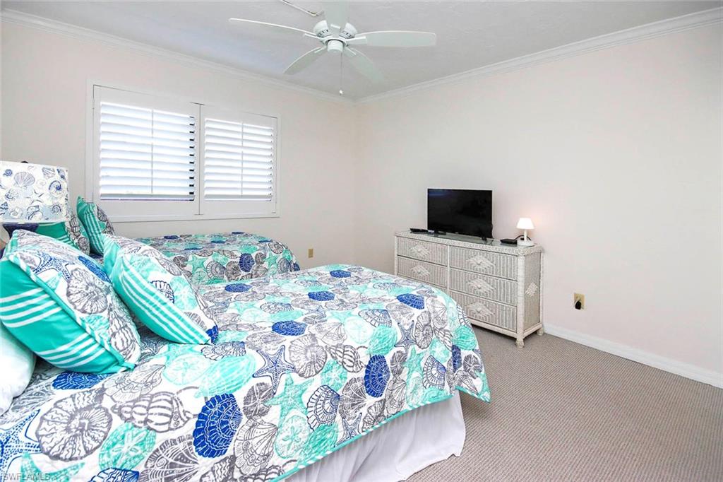 POINTE SANTO DE SANIBEL CONDO - Residential