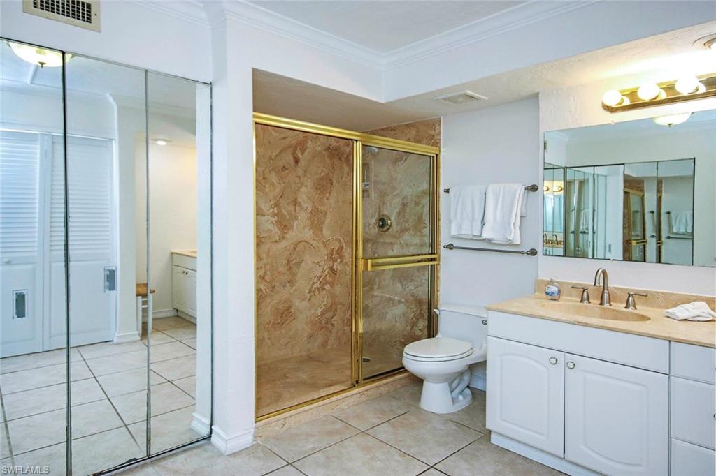 POINTE SANTO DE SANIBEL CONDO - Residential