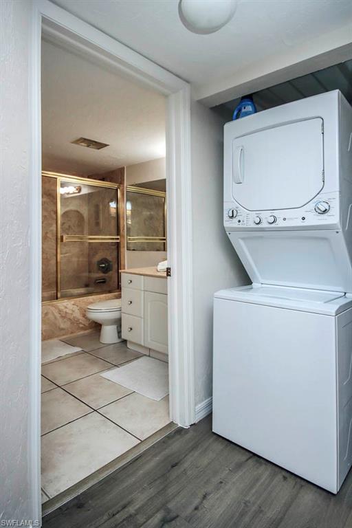 POINTE SANTO DE SANIBEL CONDO - Residential