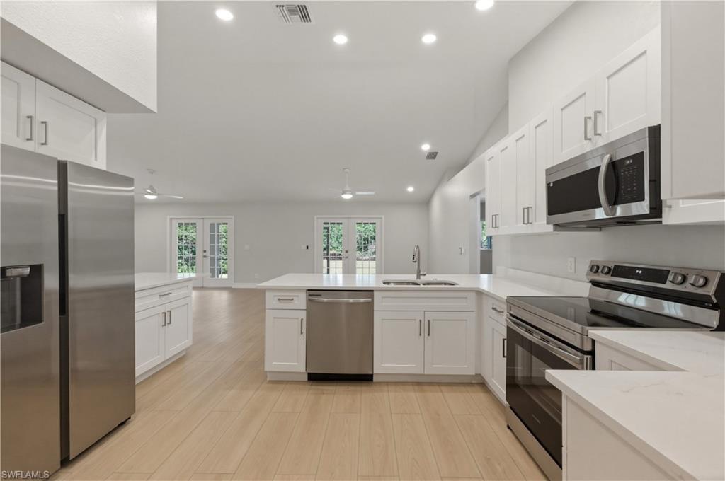GOLDEN GATE ESTATES - Residential