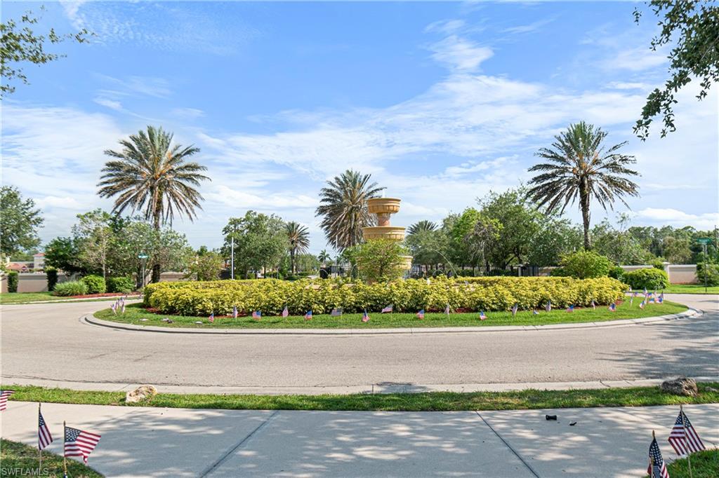 OLYMPIA POINTE - Residential