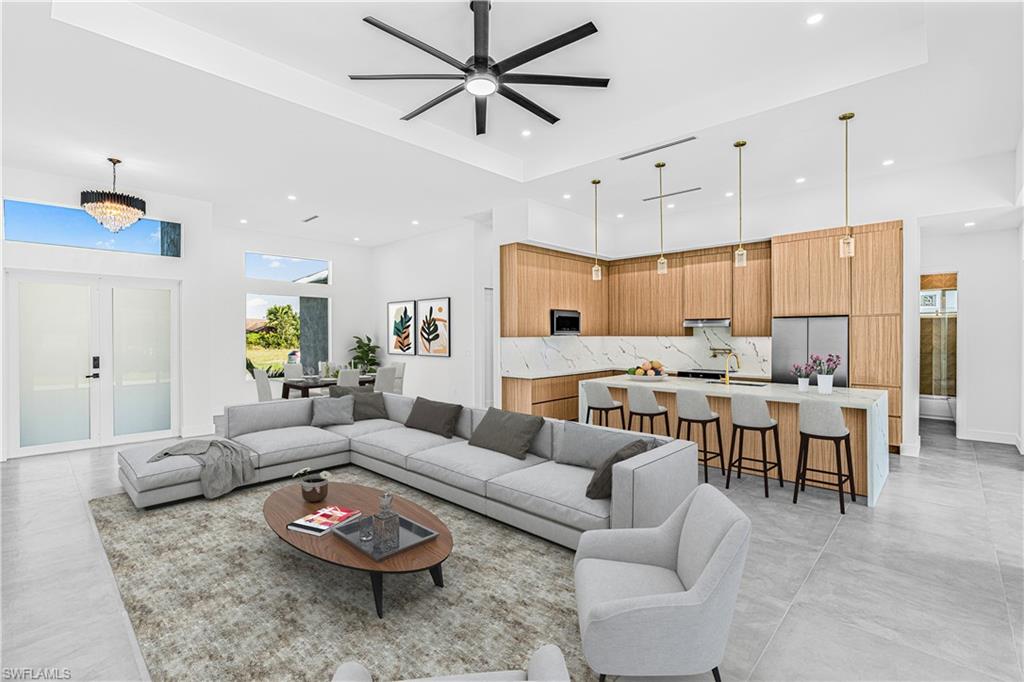 CAPE CORAL - Residential