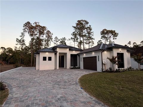 526 16th ST SE NAPLES FL 34117