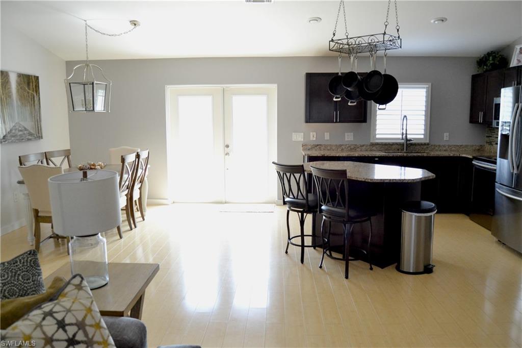 SPRING LAKES - Residential