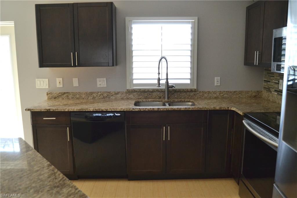 SPRING LAKES - Residential