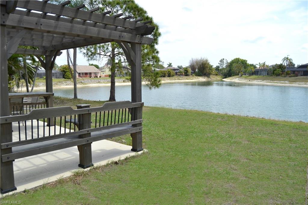 SPRING LAKES - Residential