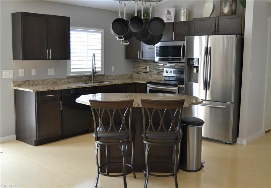 SPRING LAKES - Residential