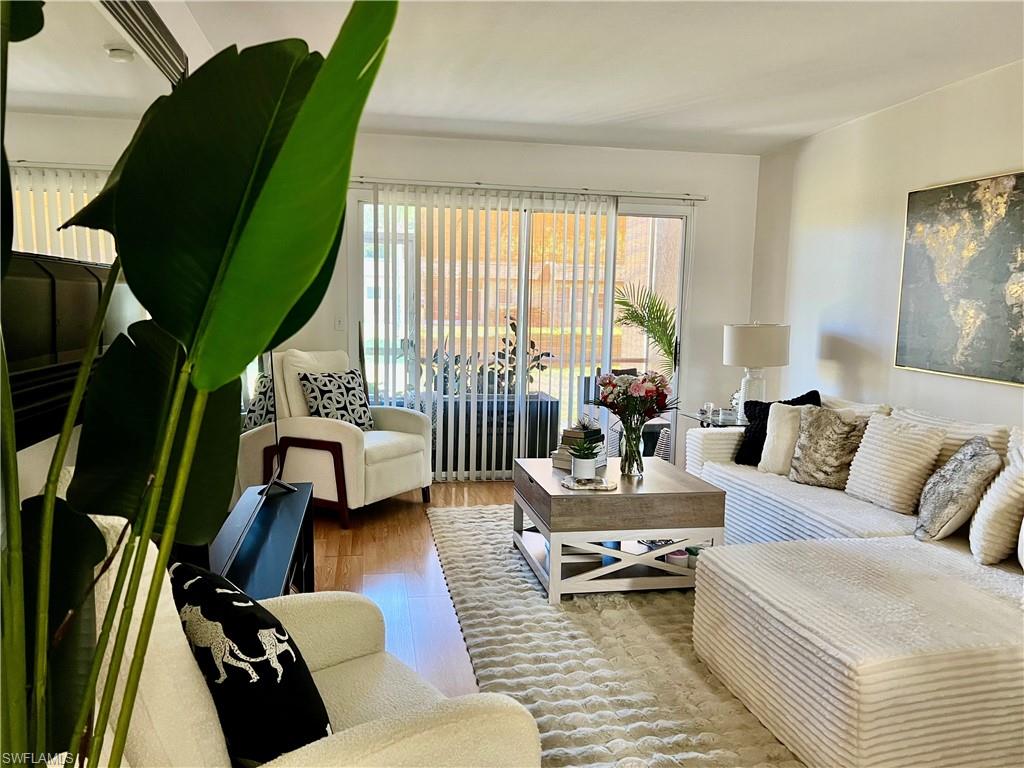 SOUTH POINTE VILLAS CONDO - Residential Lease