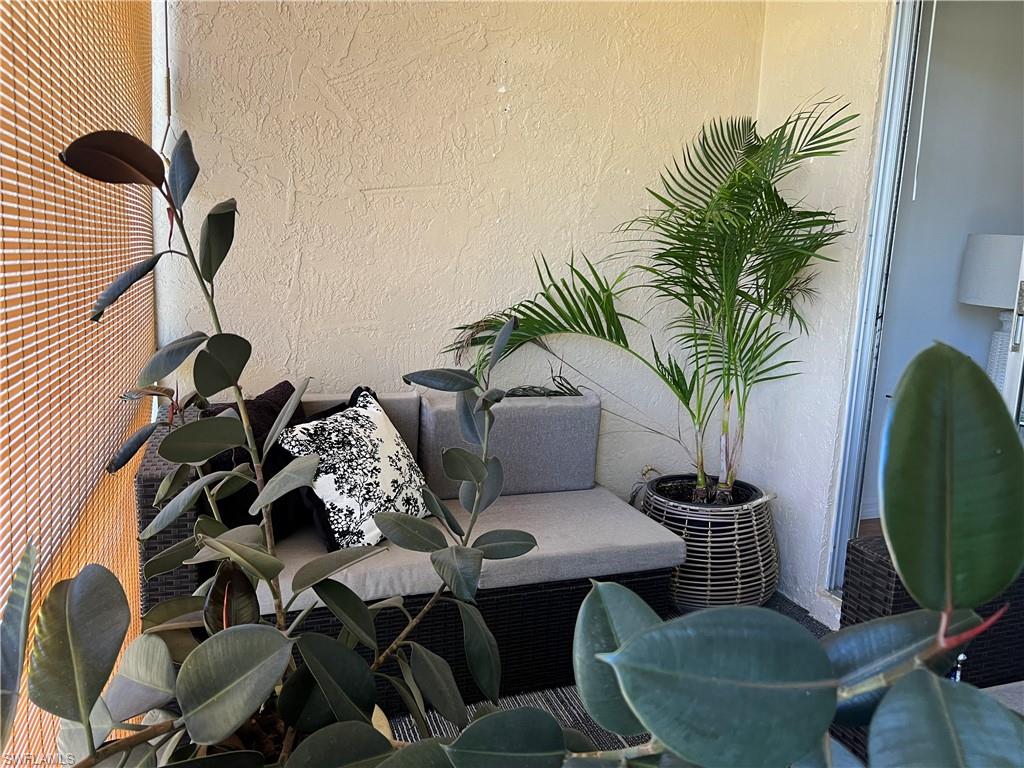 SOUTH POINTE VILLAS CONDO - Residential Lease