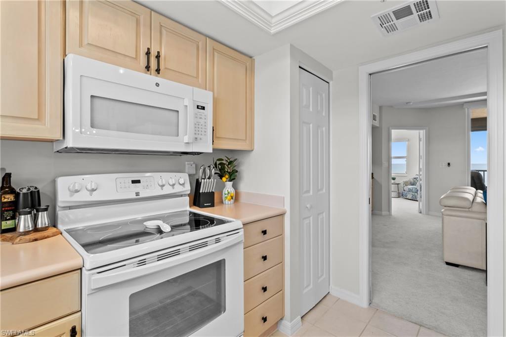 SEA CHASE - Residential Lease