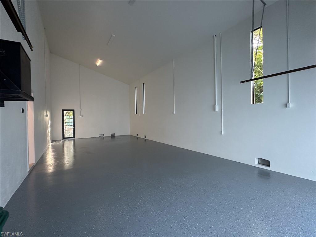 HIDEAWAY BEACH - Residential