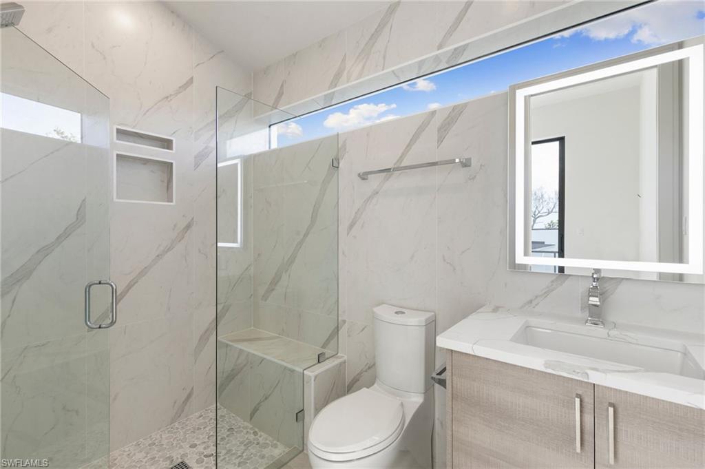 HIDEAWAY BEACH - Residential