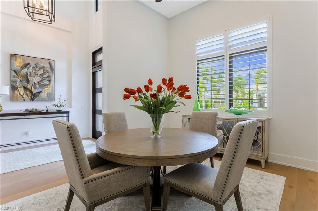 MOORINGS - Residential