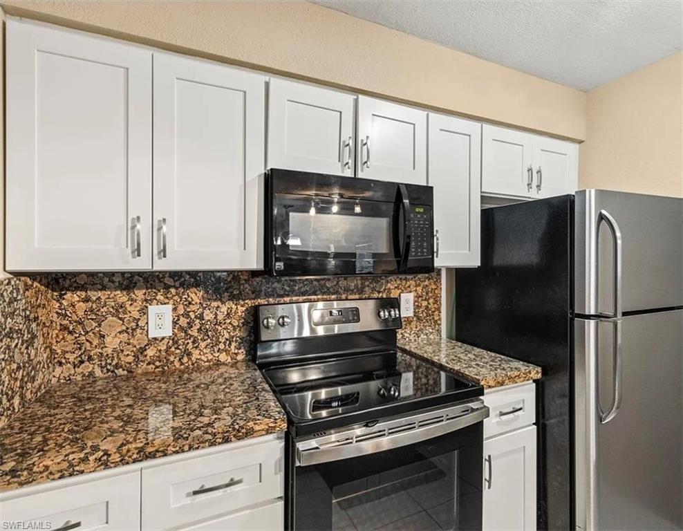 RENAISSANCE - Residential Lease