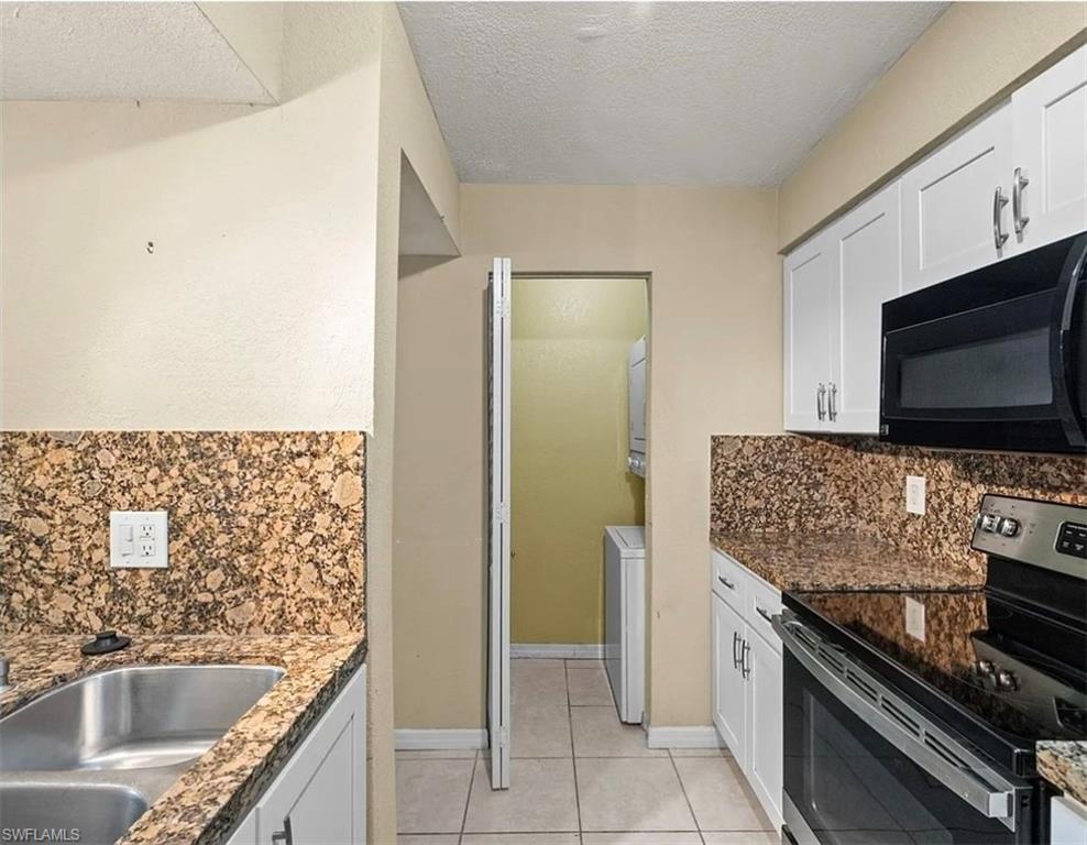 RENAISSANCE - Residential Lease