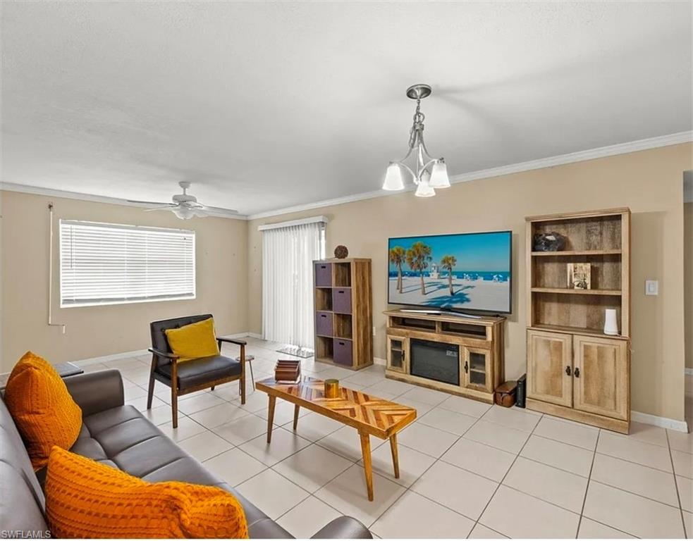 RENAISSANCE - Residential Lease