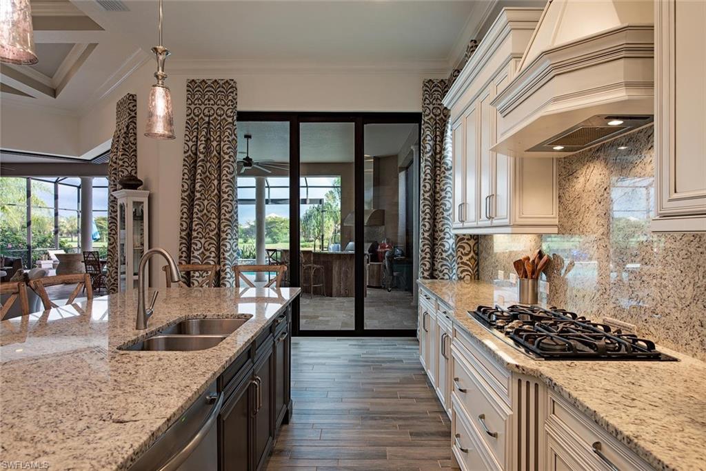 LAKOYA - Residential