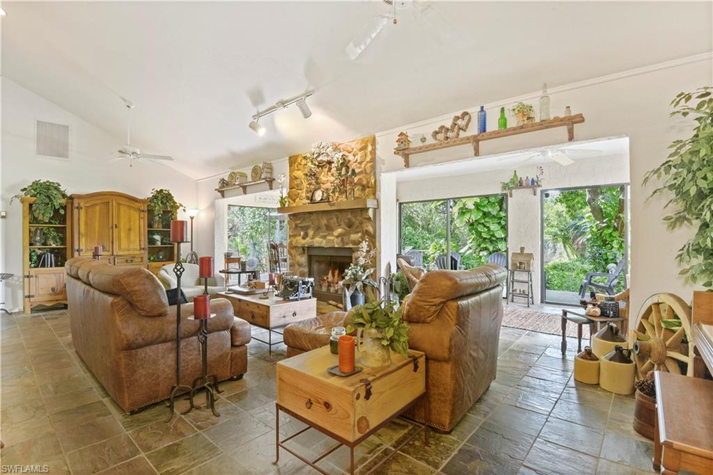 GOLDEN GATE ESTATES - Residential