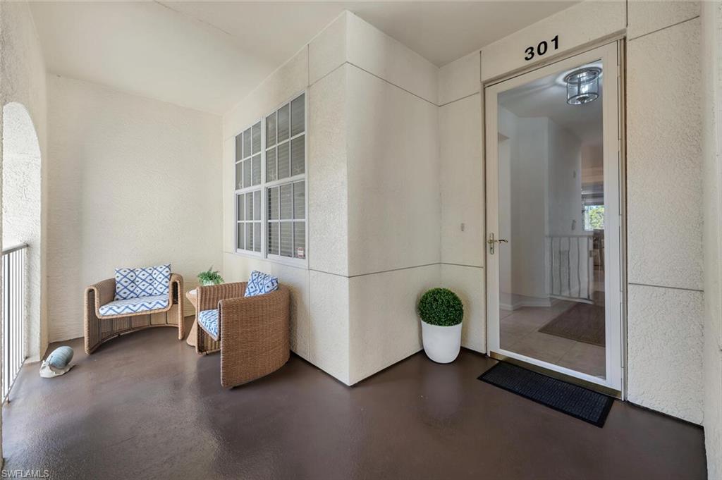 LAKE BARRINGTON - Residential