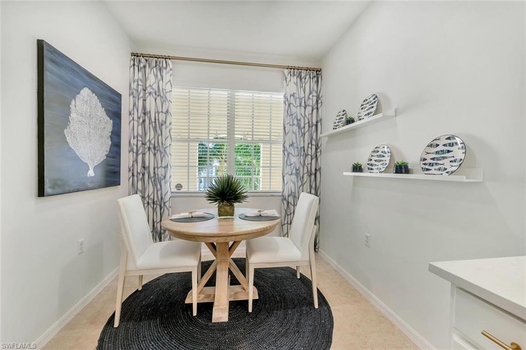 LAKE BARRINGTON - Residential