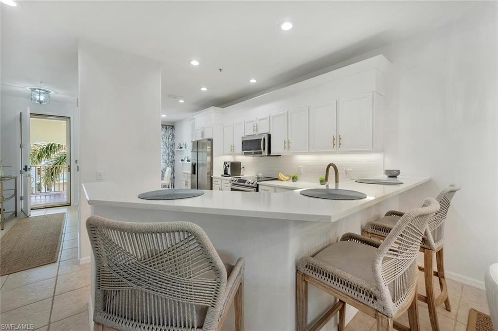 LAKE BARRINGTON - Residential