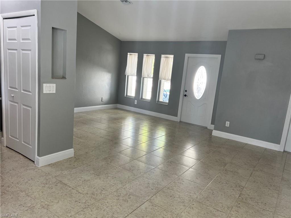 VAN LOON COMMONS - Residential Lease