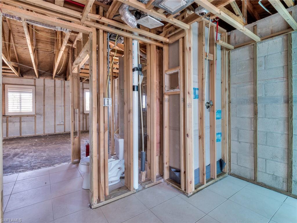 SUNSET SOUTH CONDO - Residential