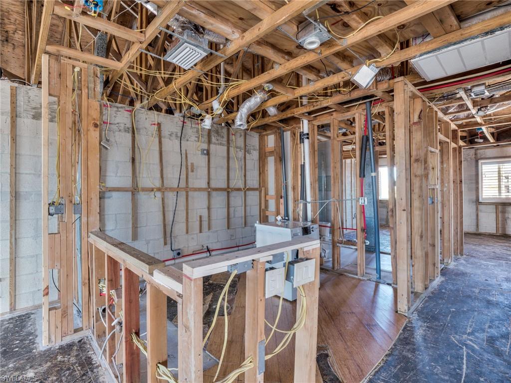 SUNSET SOUTH CONDO - Residential