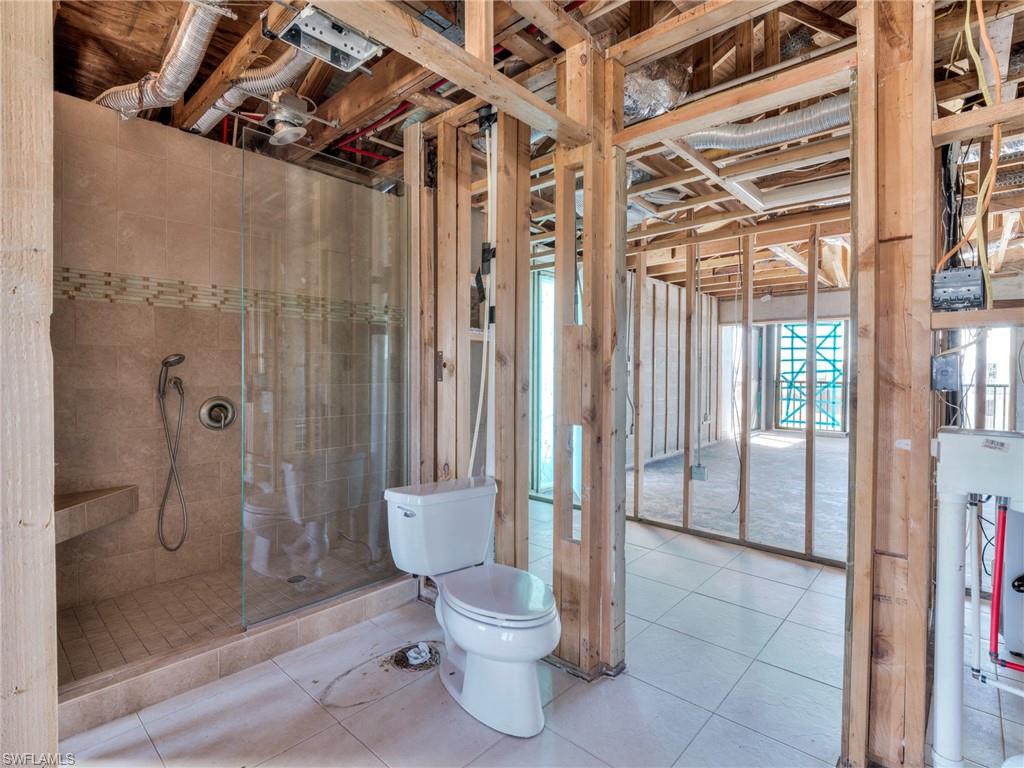 SUNSET SOUTH CONDO - Residential