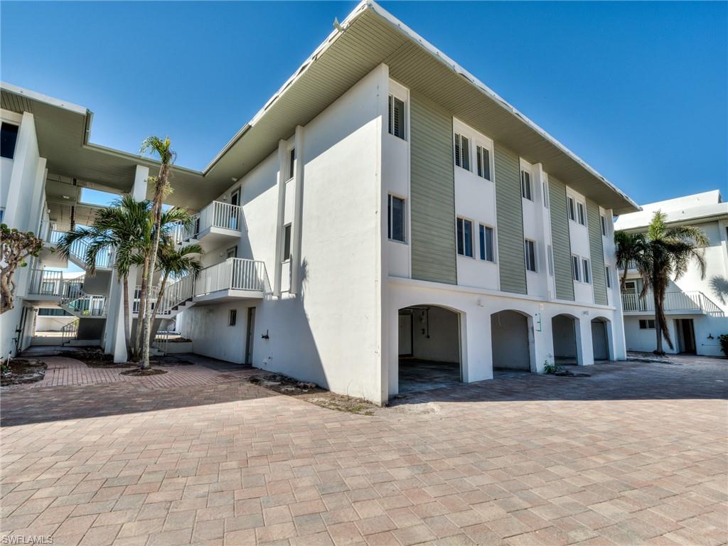 SUNSET SOUTH CONDO - Residential