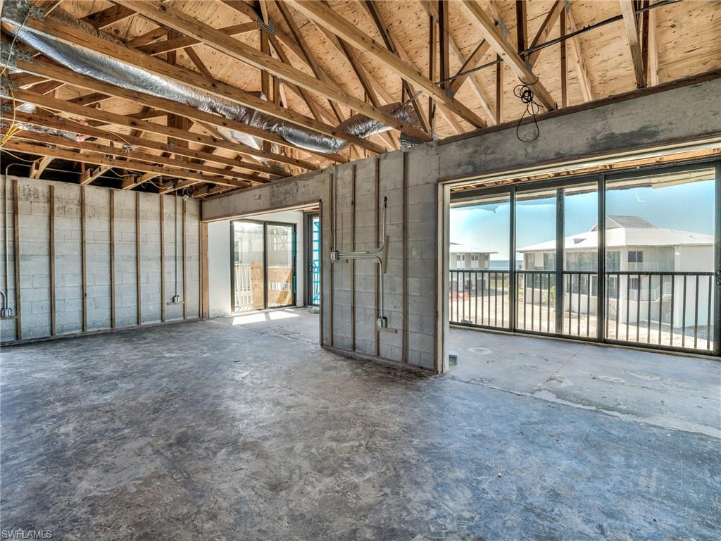 SUNSET SOUTH CONDO - Residential