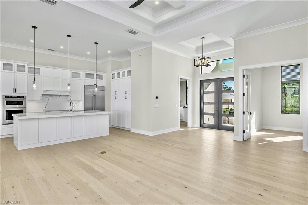 MARCO ISLAND - Residential