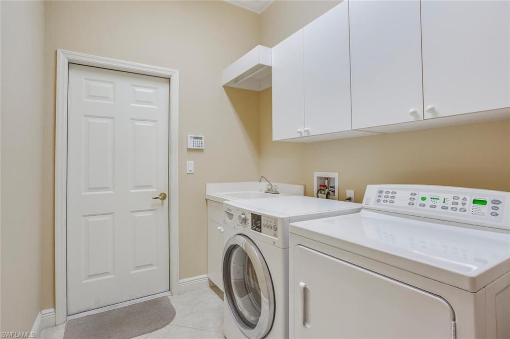 CEDAR HAMMOCK - Residential