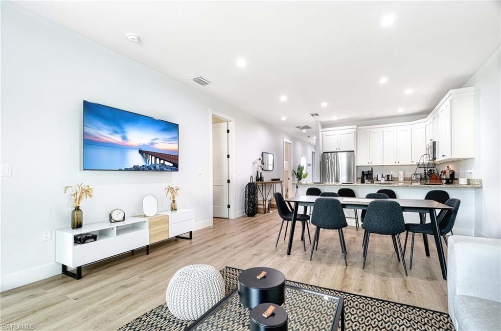 BROOKSIDE - Residential