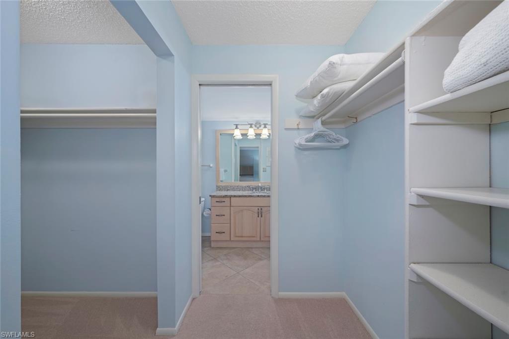 KINGS CROWN - Residential